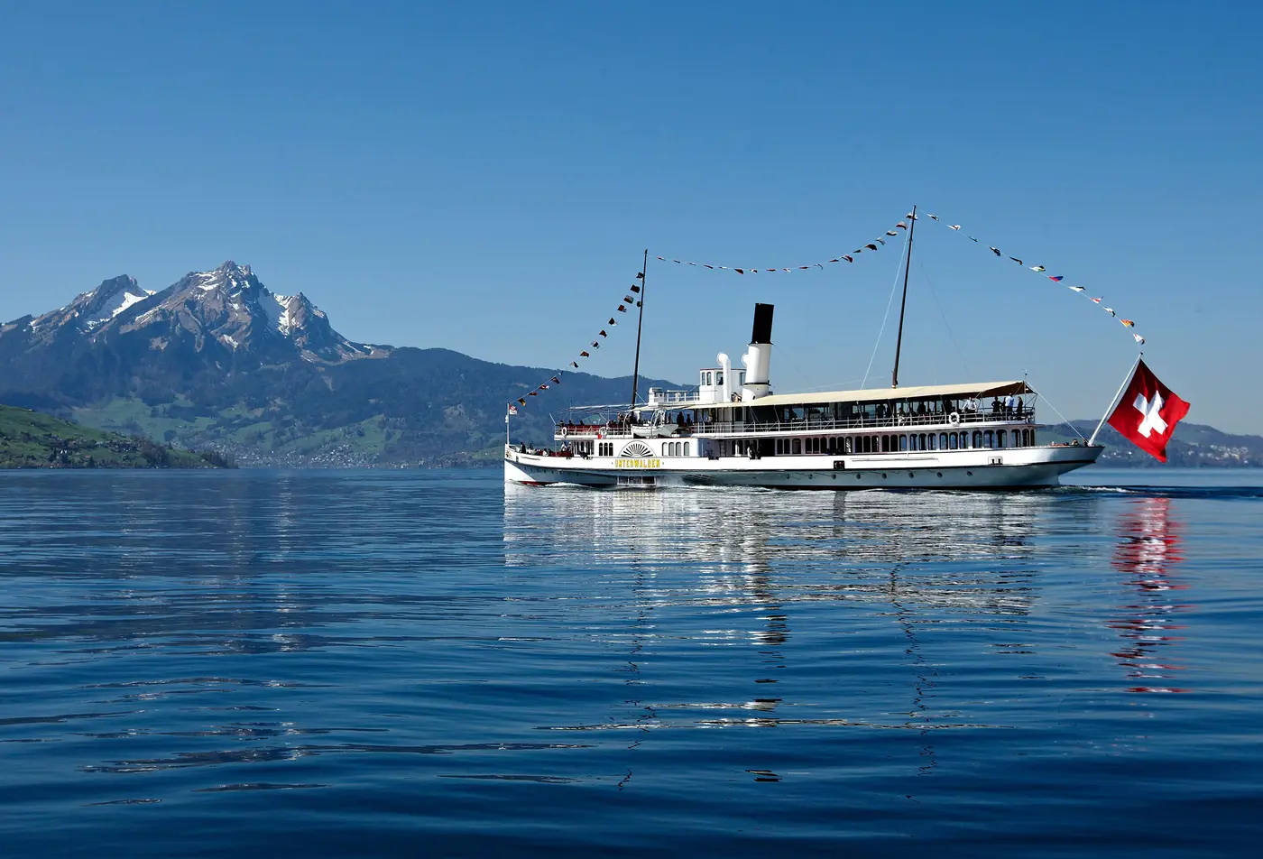 Golden Roundtrip Pilatus